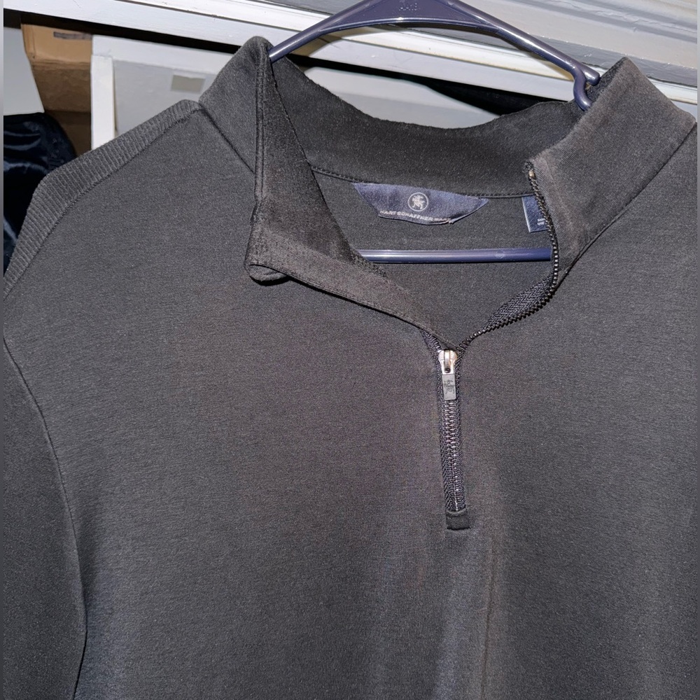 Men’s Quarter Zip Black Pullover